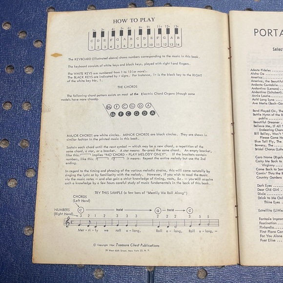 1963 music for portable chord organs vintage music book - Picture 4 of 13